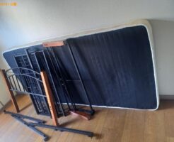 【世田谷区】マットレス付きシングルベッド、洗濯機の回収・処分