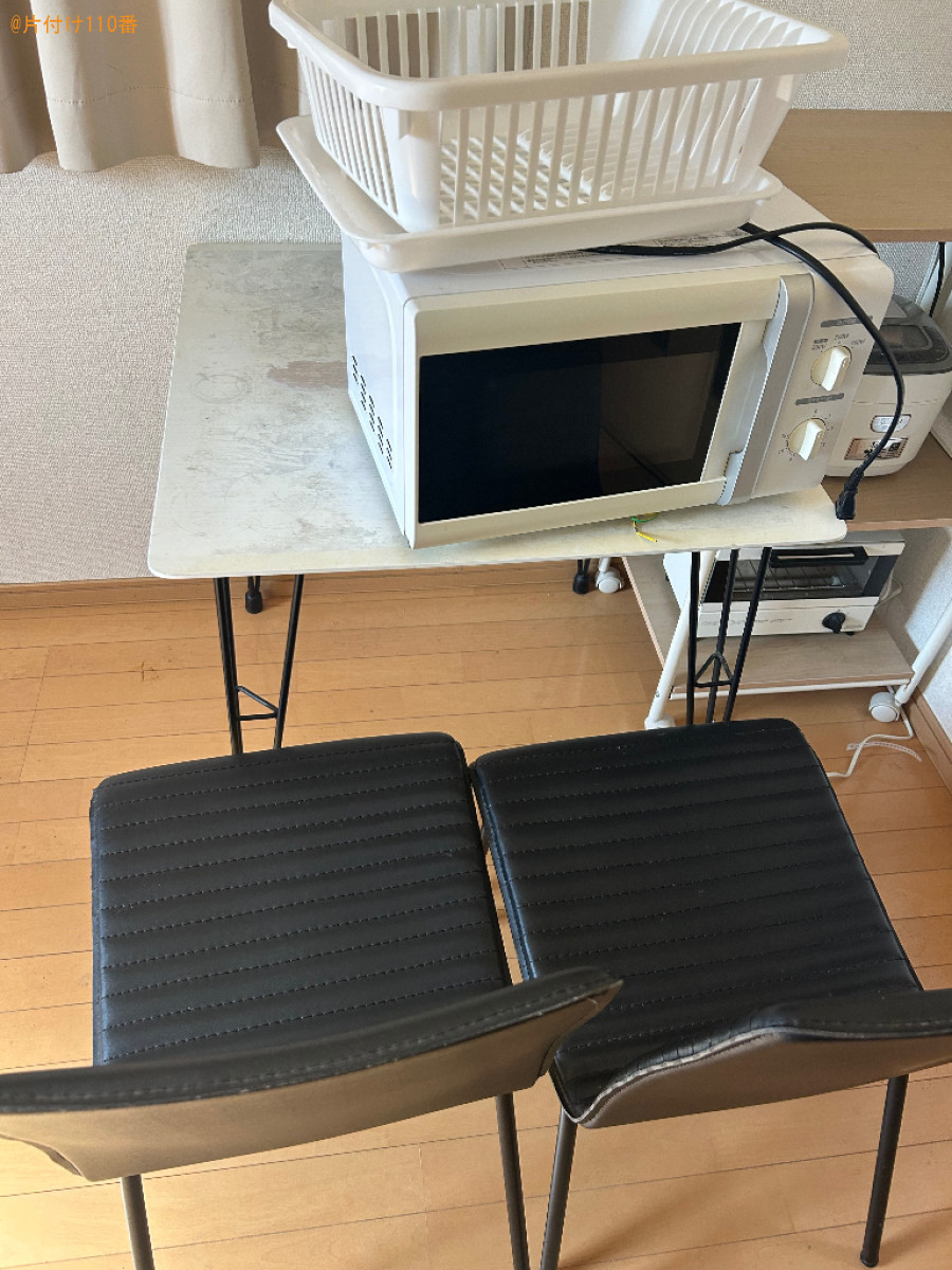 マットレス付きセミダブルベッド、ローテーブル、レンジ台等の回収
